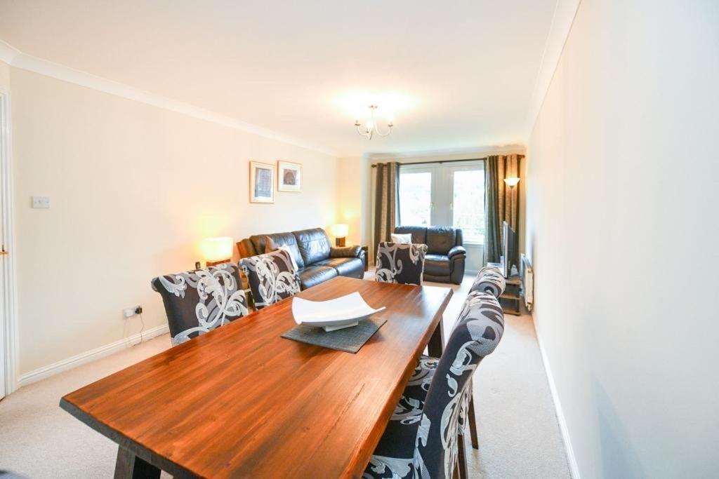 Fabulous Flat Apartment